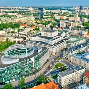 Apartament Metro Fast Wifi Tv'70 Netflix Hbo Appletv, Warszawa